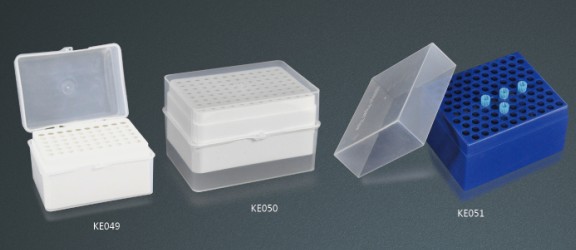 Suction nozzle box, sample slot